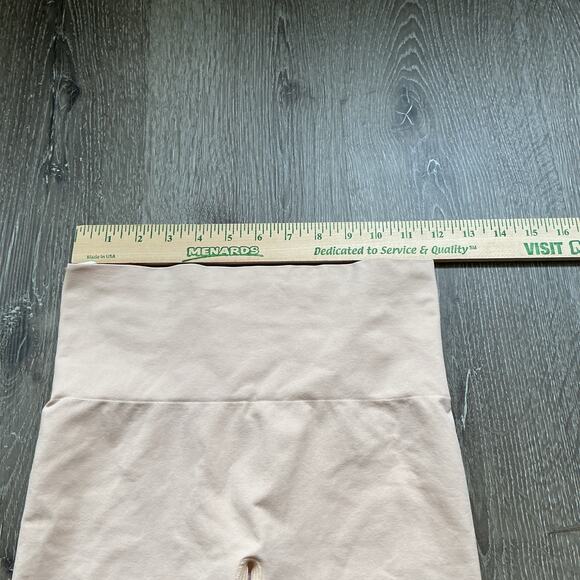 Spanx Large Shapewear Seamless Shorts Beige Nude - Picture 3 of 6